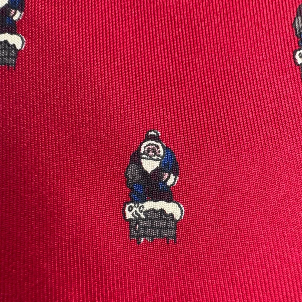 Pure Silk by Wembley Mens Red Christmas Santa Claus Chimney Silk Necktie Holiday